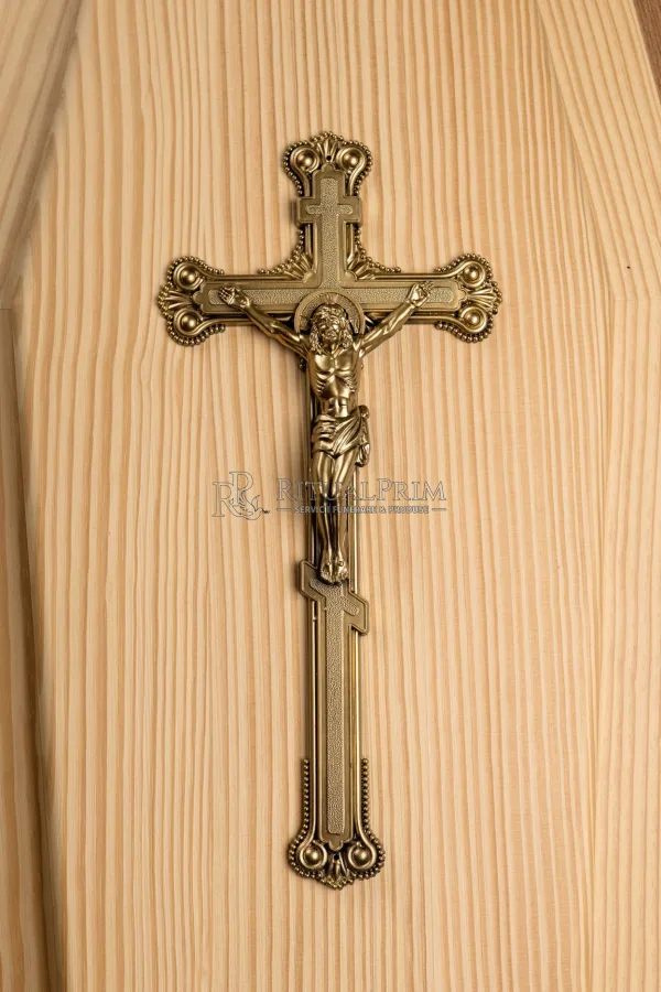 Cruciulita Plasti pe sicriu-2